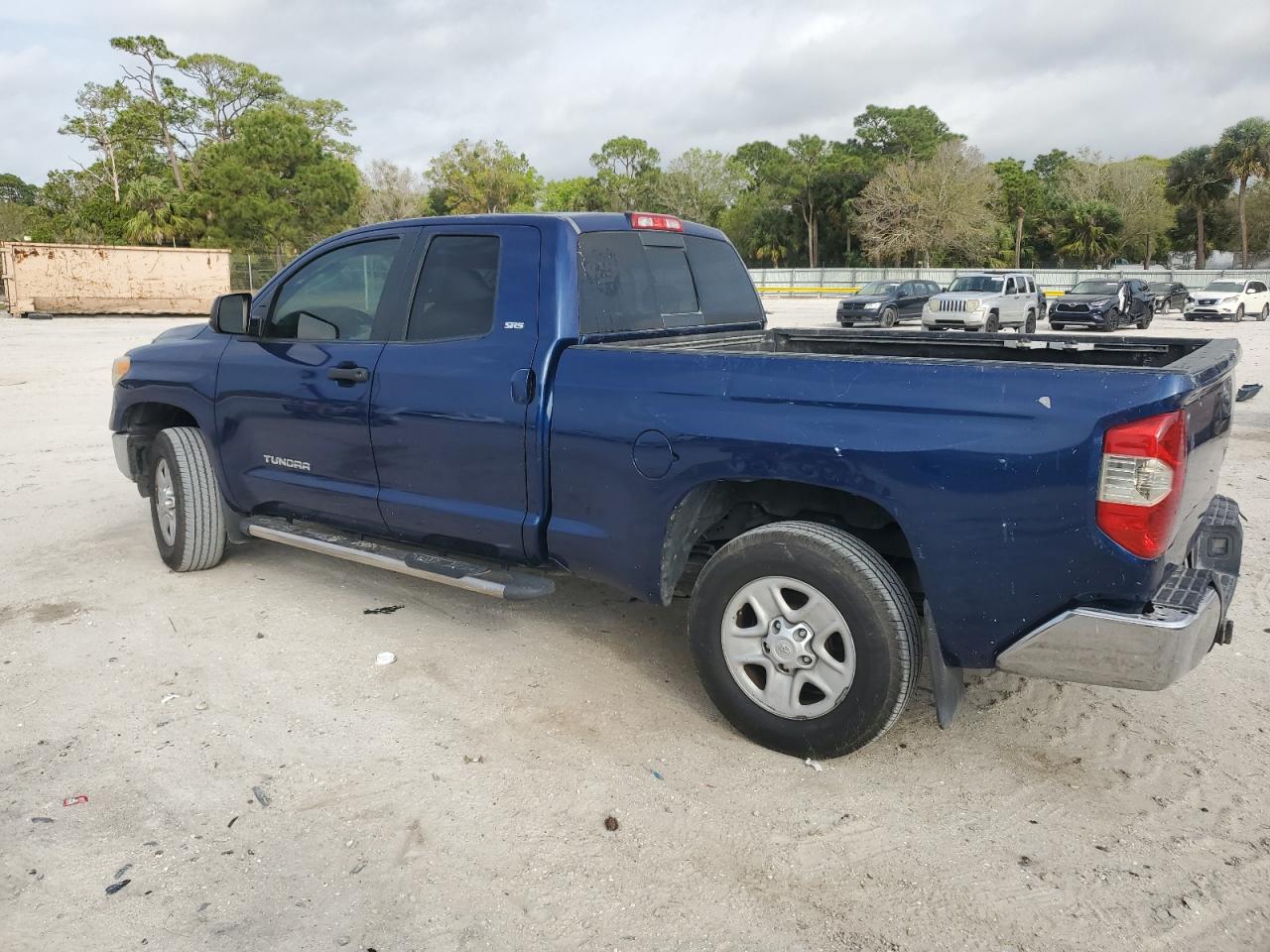 2014 Toyota Tundra - Image 2