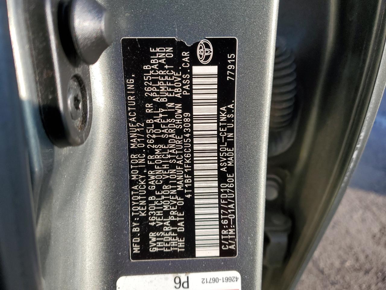 2012 Toyota Camry - Image 12