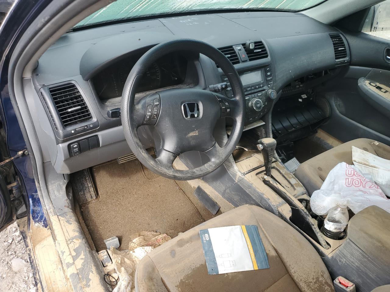 2004 Honda Accord - Image 8