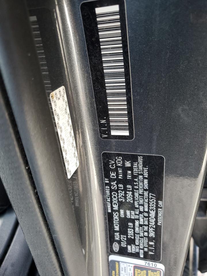 2021 Kia Forte - Image 12
