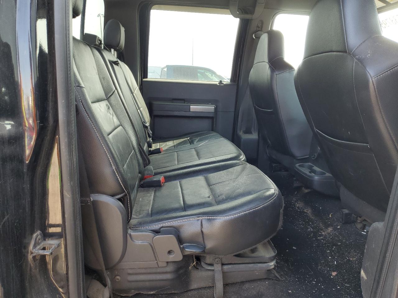 2009 Ford F250 - Image 10