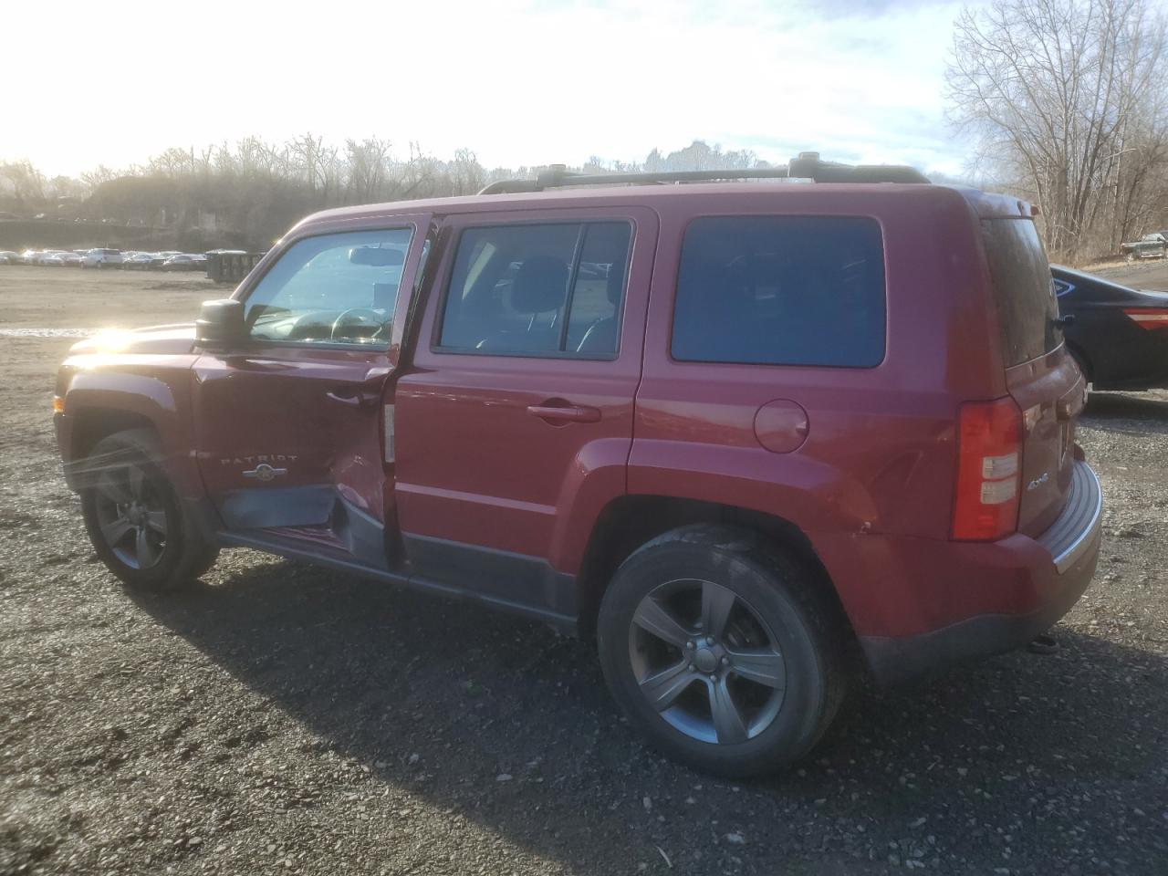 2014 Jeep Liberty (Patriot) - Image 2