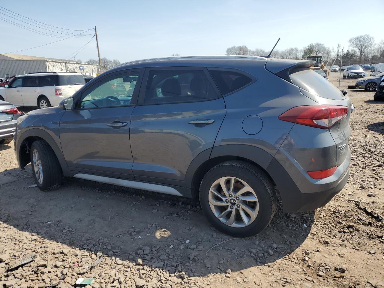 2017 Hyundai Tucson - Image 2