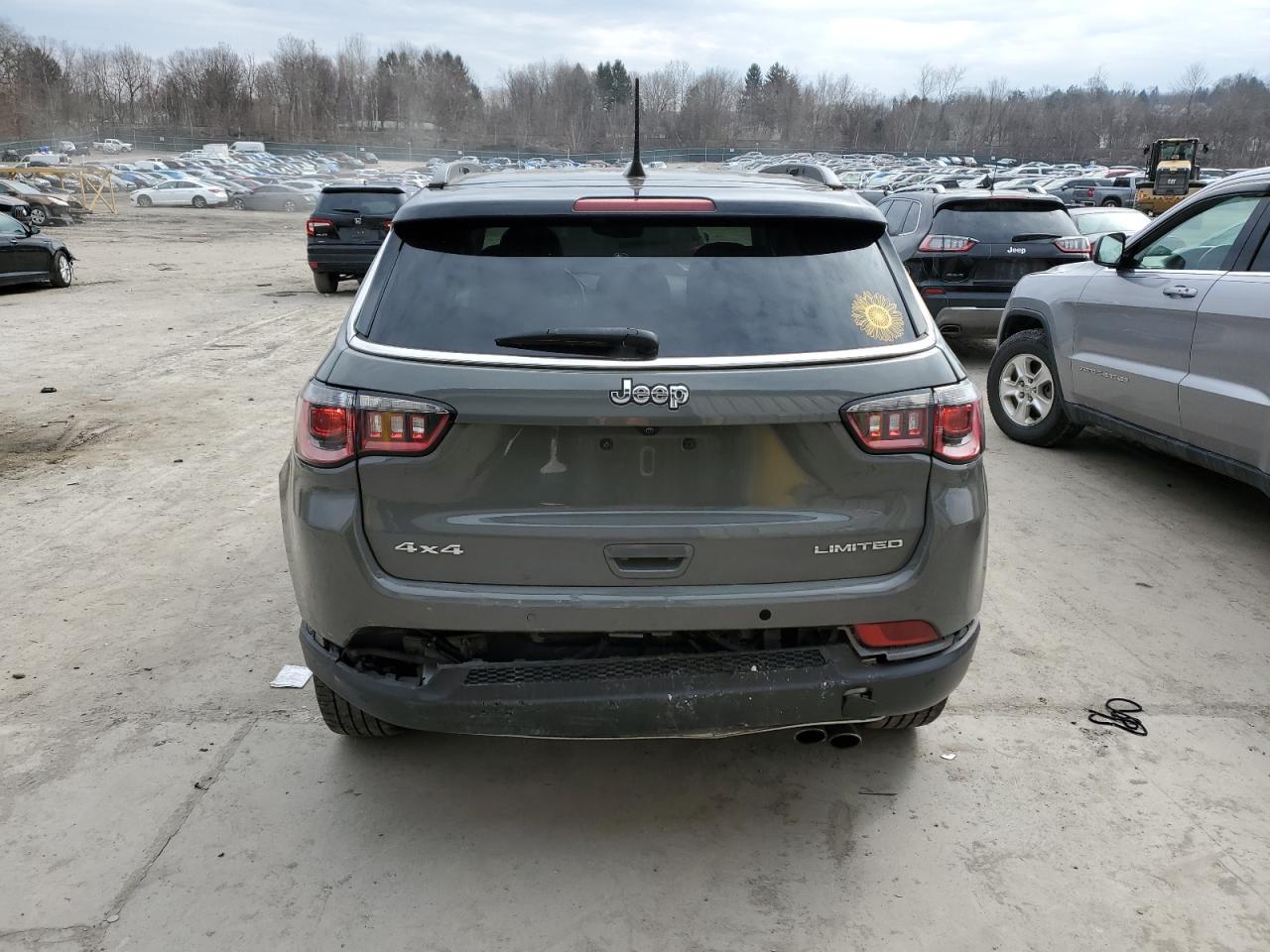 2021 Jeep Compass - Image 6