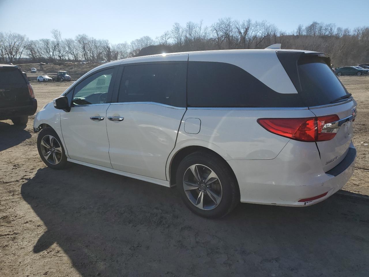 2019 Honda Odyssey - Image 2