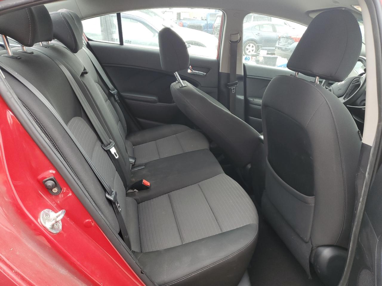 2015 Kia Forte - Image 10