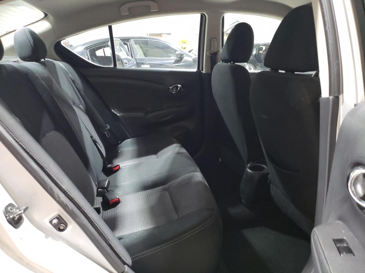2014 Nissan Versa - Image 10