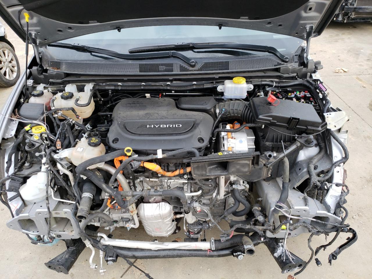 2021 Chrysler Pacifica - Image 12