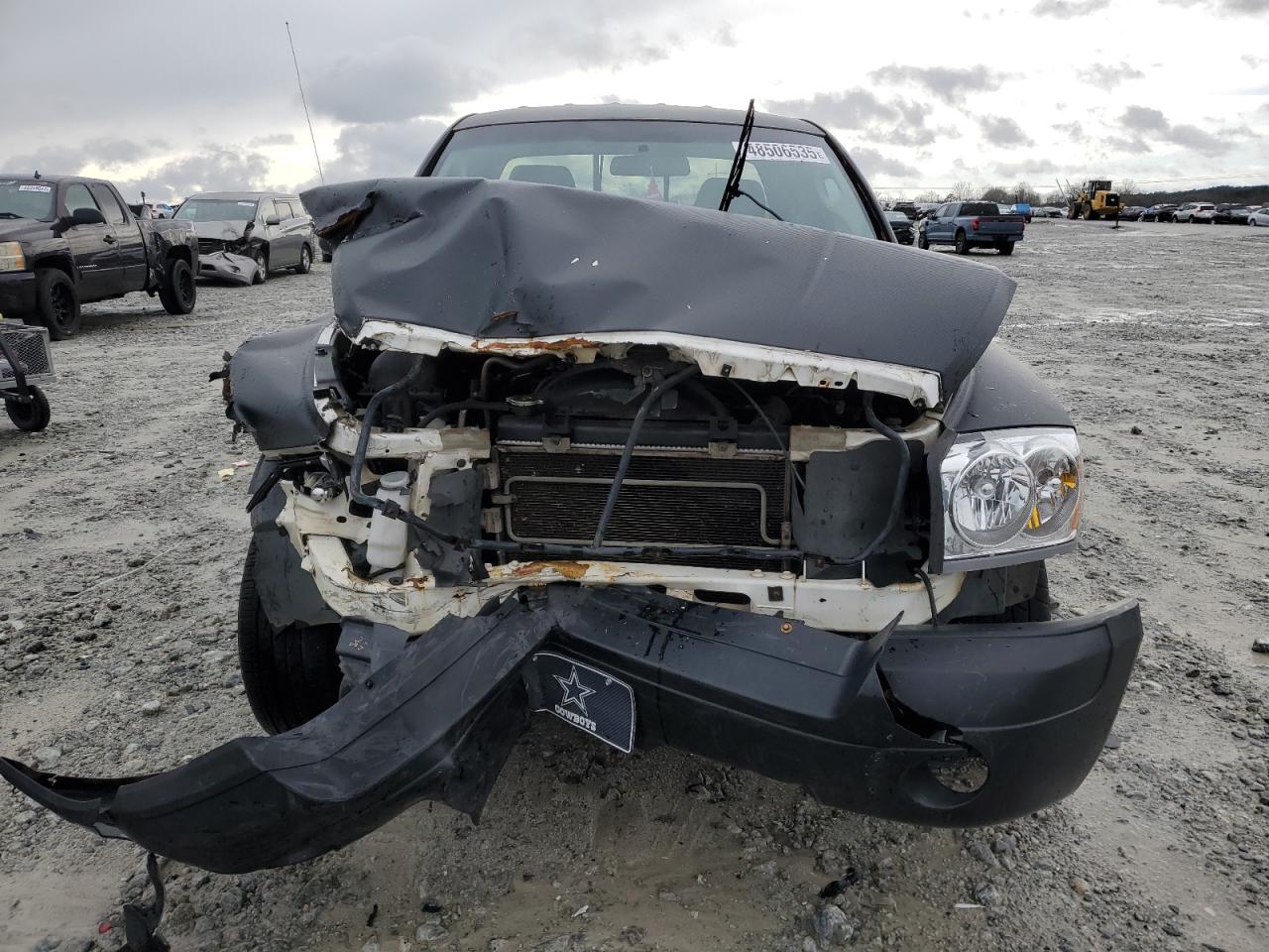 2007 Dodge Dakota - Image 5