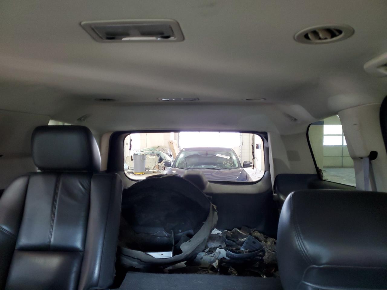 2012 GMC Yukon - Image 10