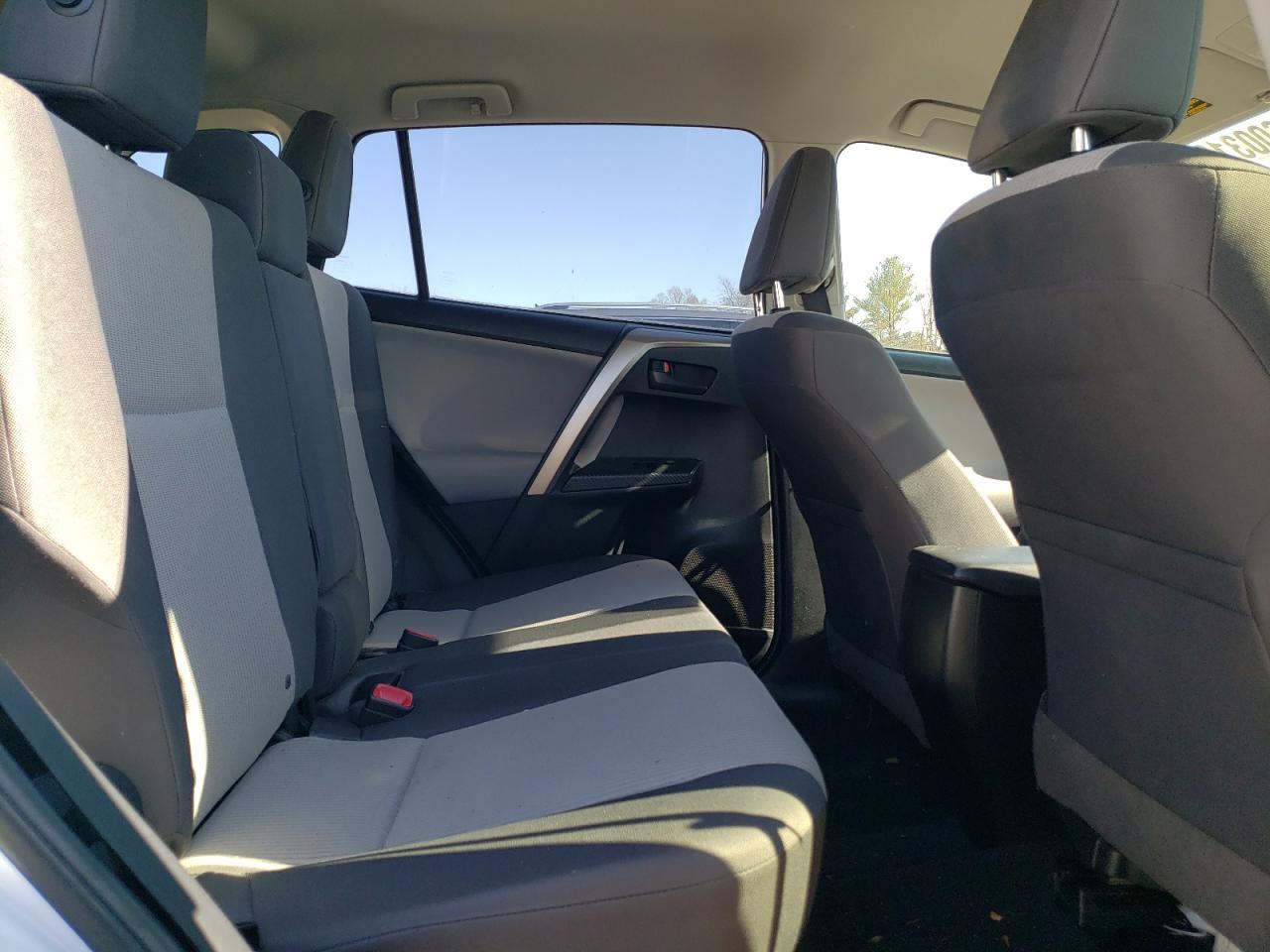 2014 Toyota RAV 4 - Image 11