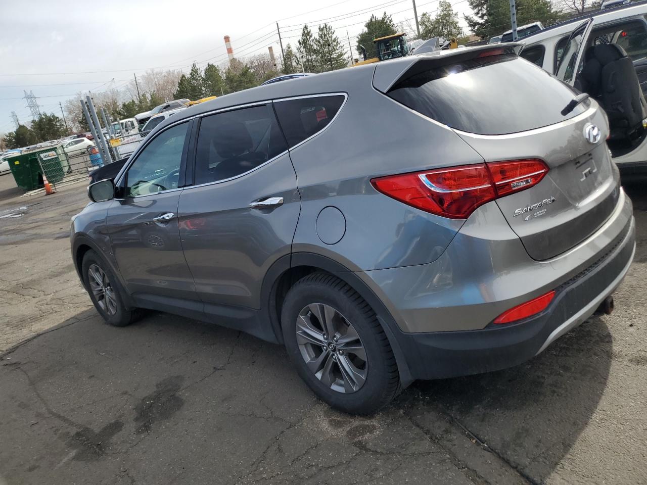 2013 Hyundai Santa Fe - Image 2