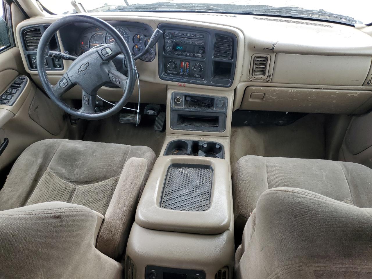 2004 Chevrolet Silverado - Image 8
