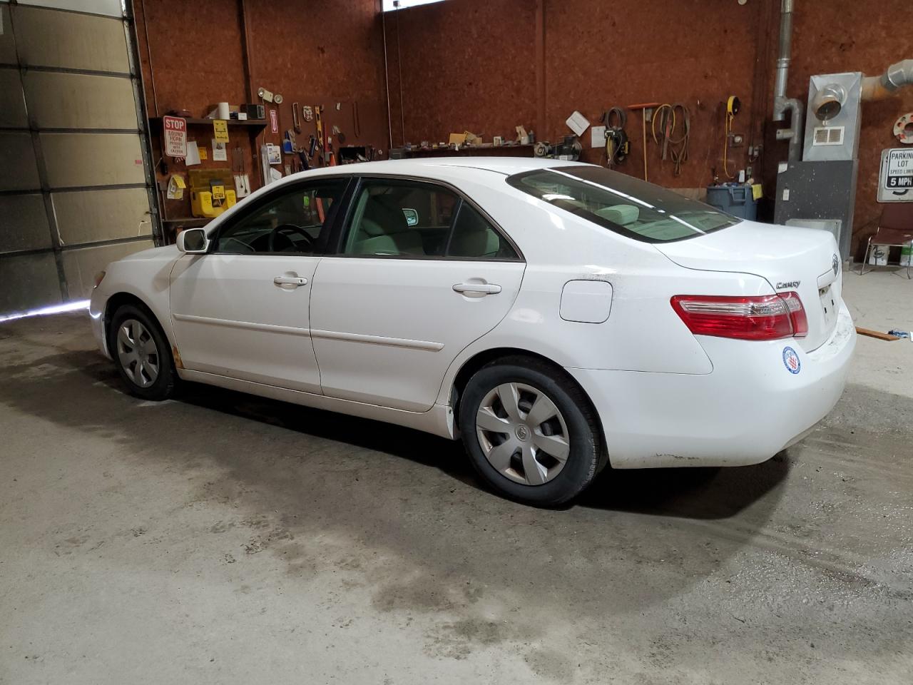 2009 Toyota Camry - Image 2