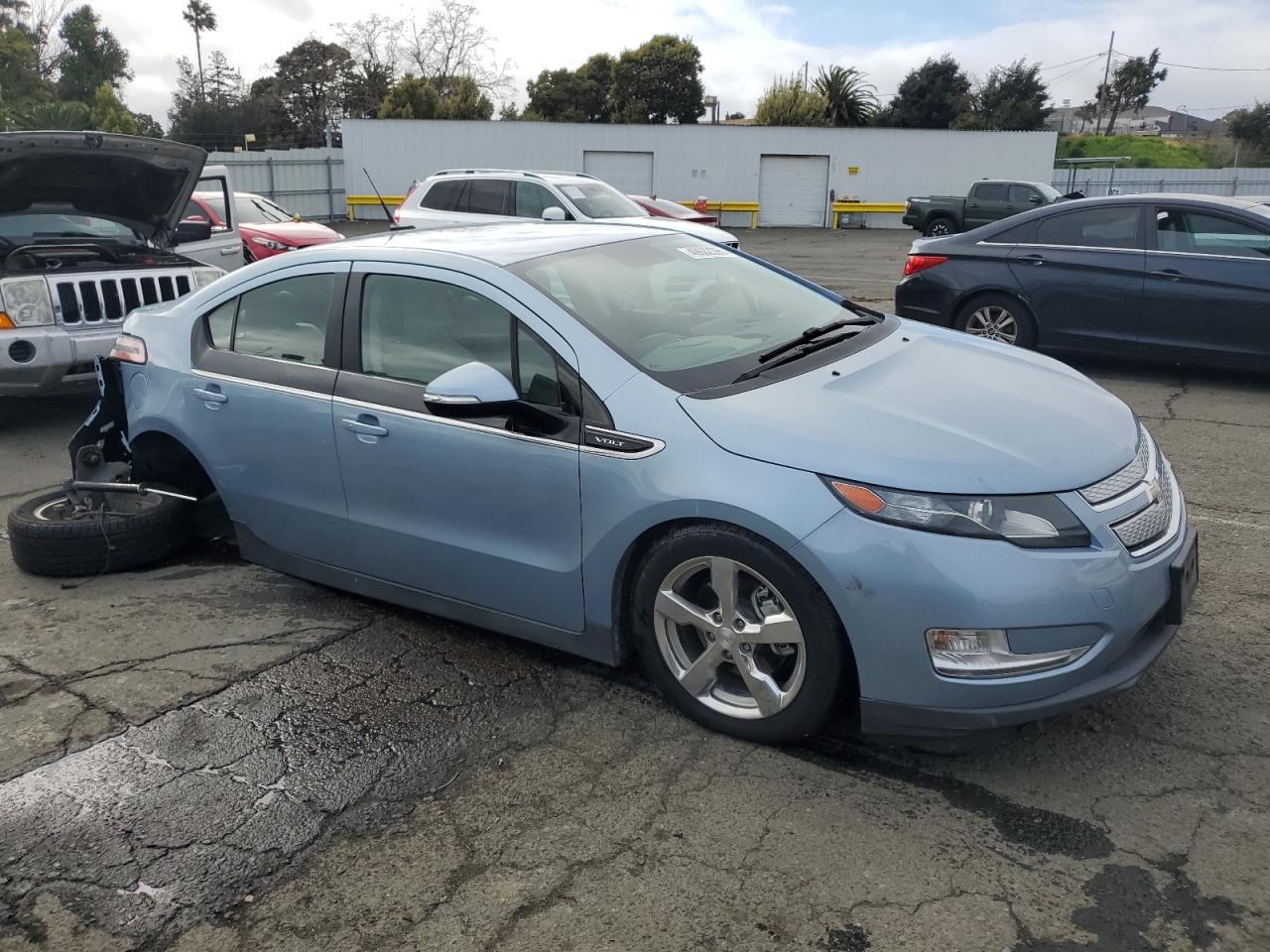 2014 Chevrolet Volt - Image 4