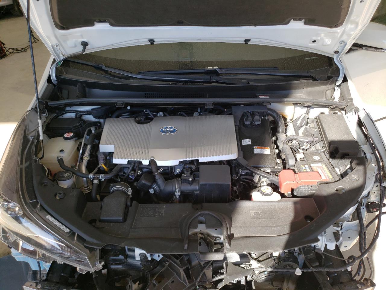 2020 Toyota Prius - Image 11