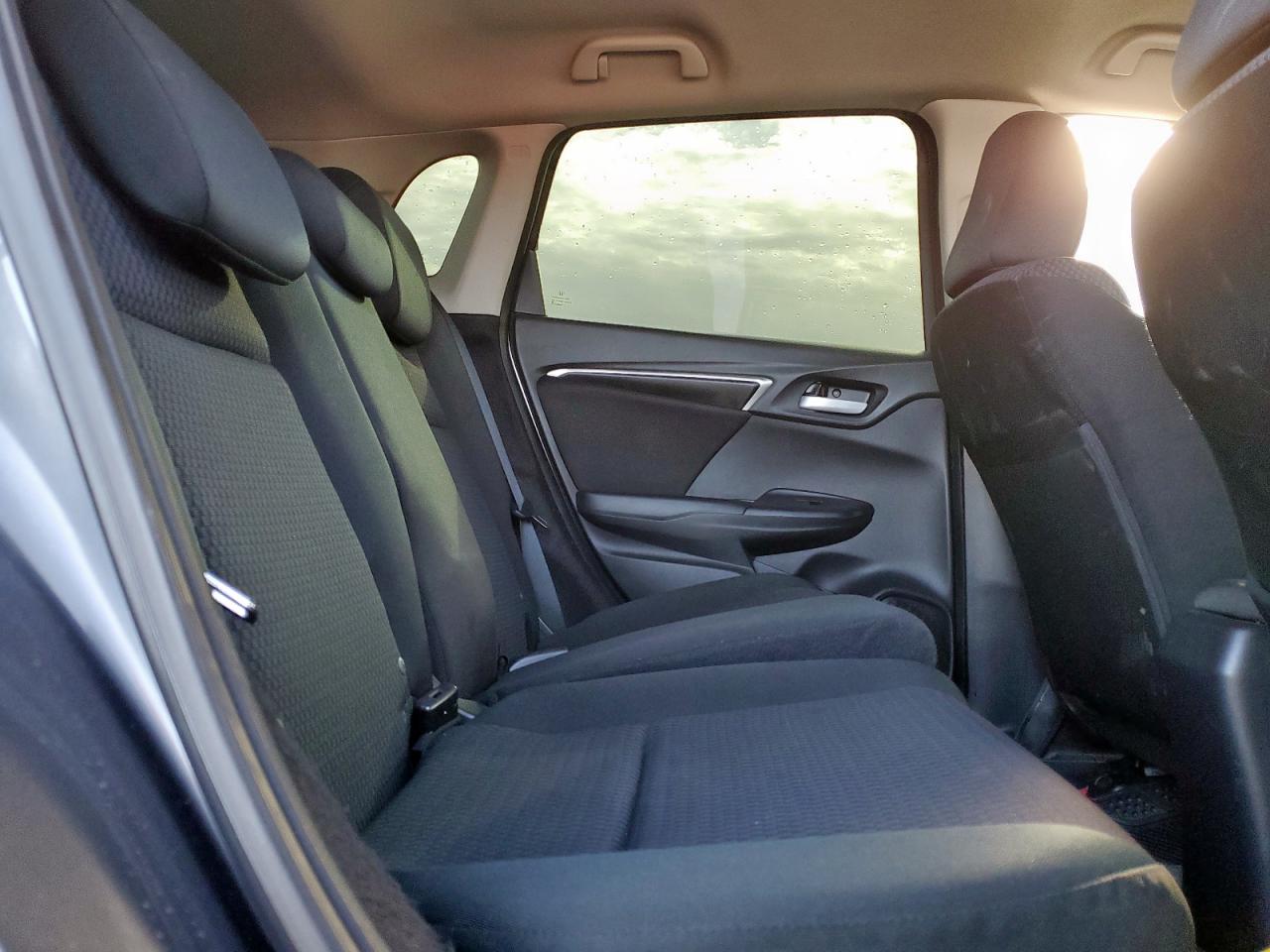 2020 Honda Fit - Image 10
