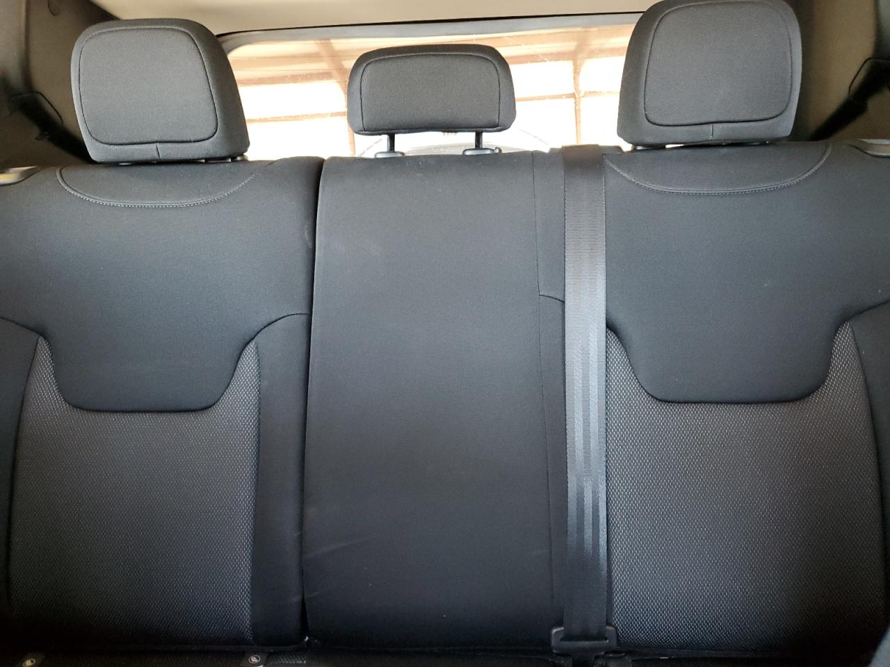 2018 Jeep Renegade - Image 10