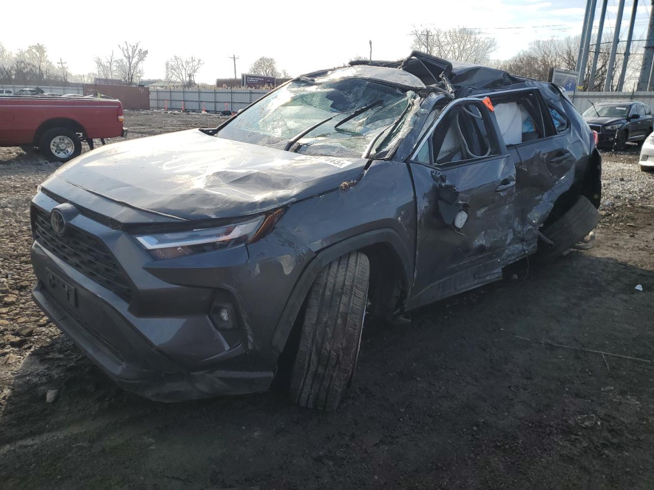 2022 Toyota Rav4 Xle Premium продається в Chicago Heights, IL - Rollover