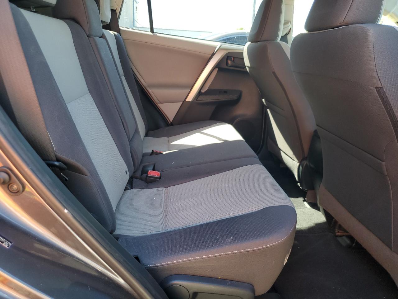 2013 Toyota RAV 4 - Image 11