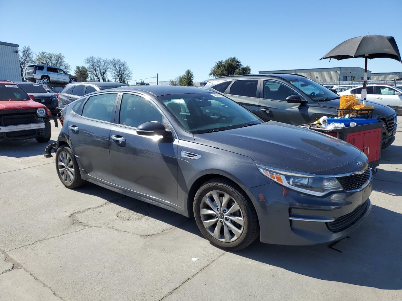 2017 Kia Optima - Image 4