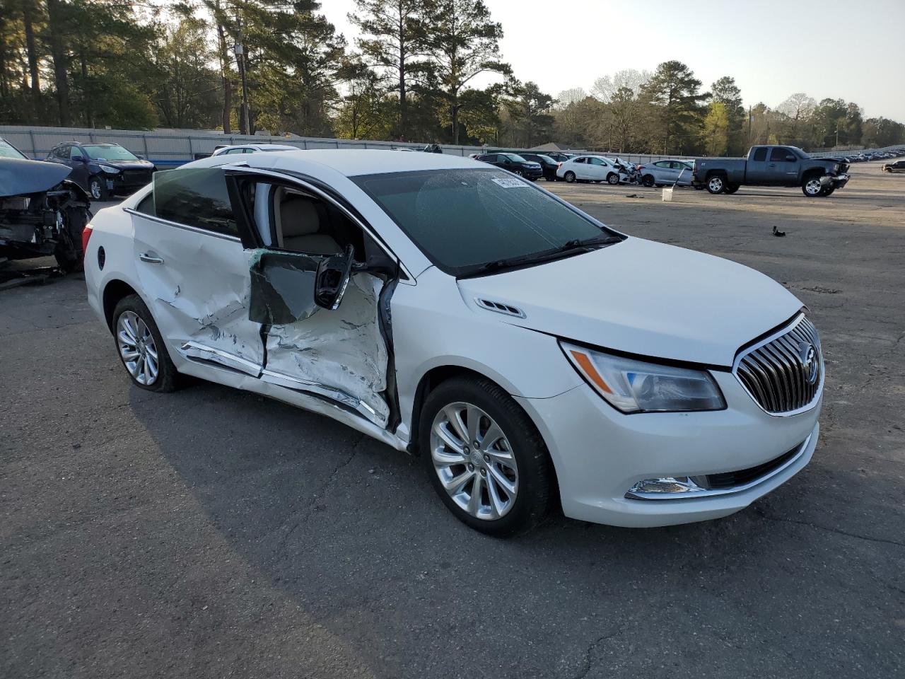 2015 Buick LaCrosse - Image 4