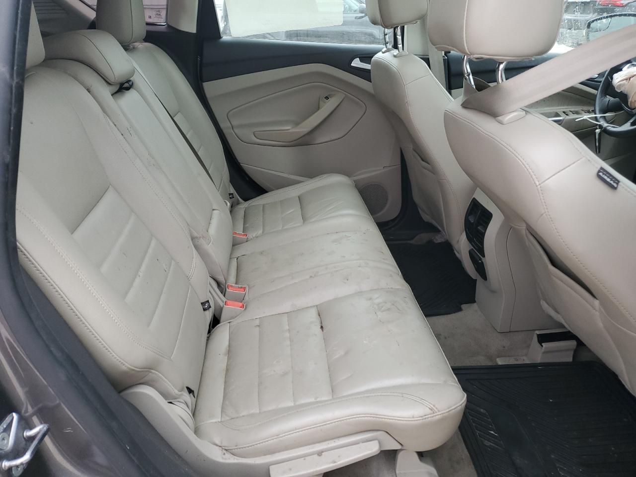 2013 Ford C-MAX - Image 10