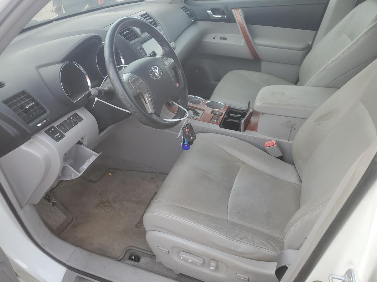 2009 Toyota Highlander - Image 7