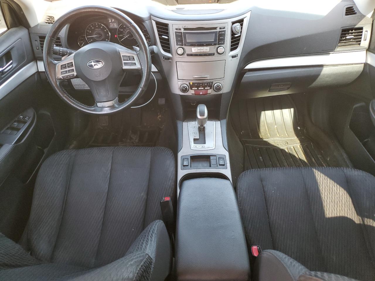 2012 Subaru Outback - Image 8