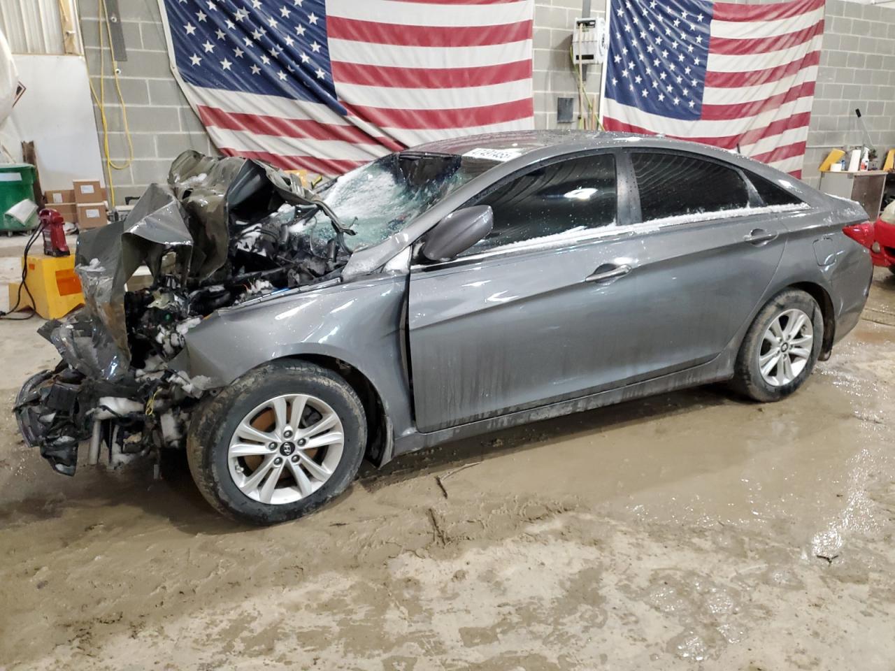 2013 Hyundai Sonata - Image 1