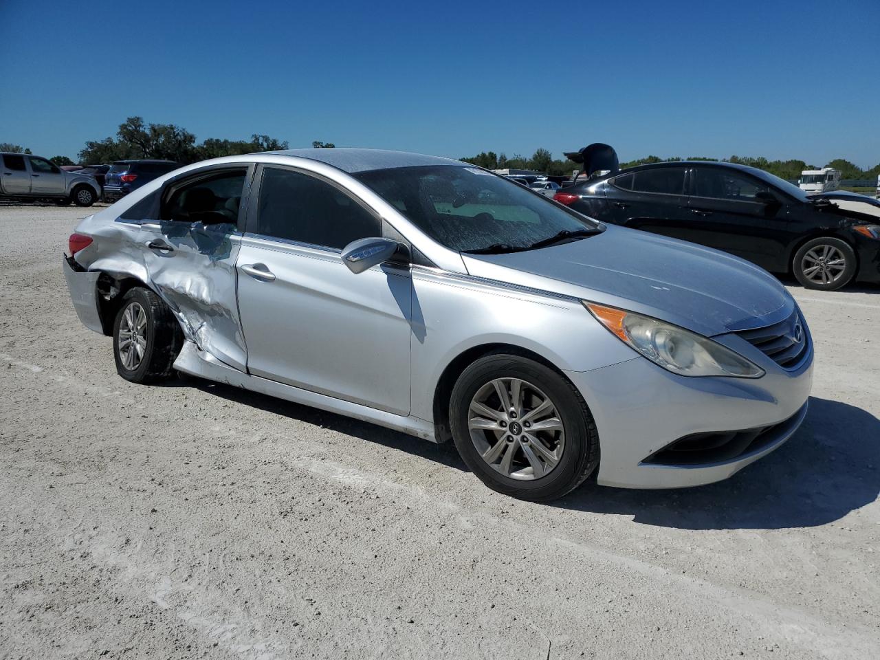 2014 Hyundai Sonata - Image 4