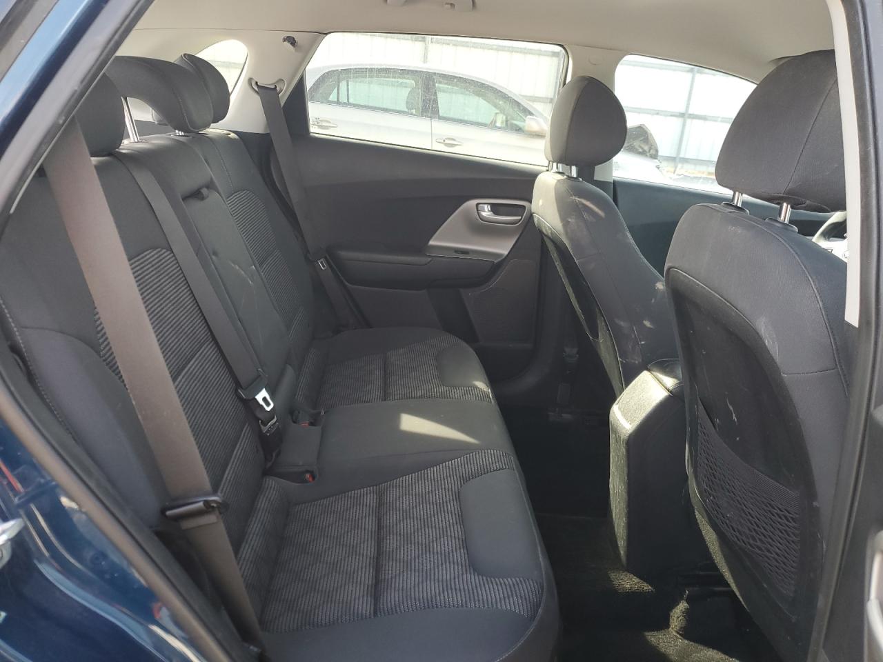 2019 Kia Niro - Image 11