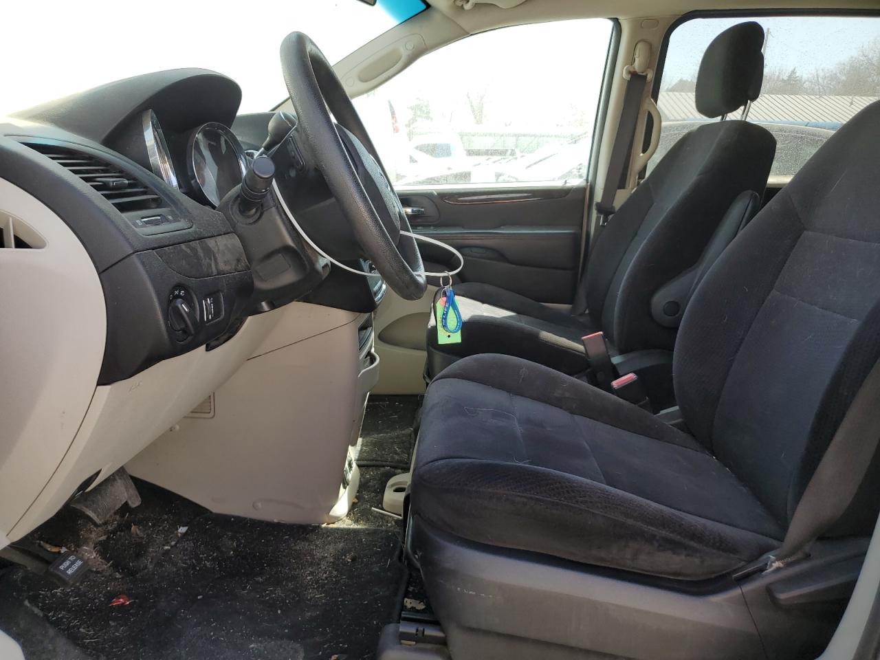 2013 Dodge Caravan - Image 7