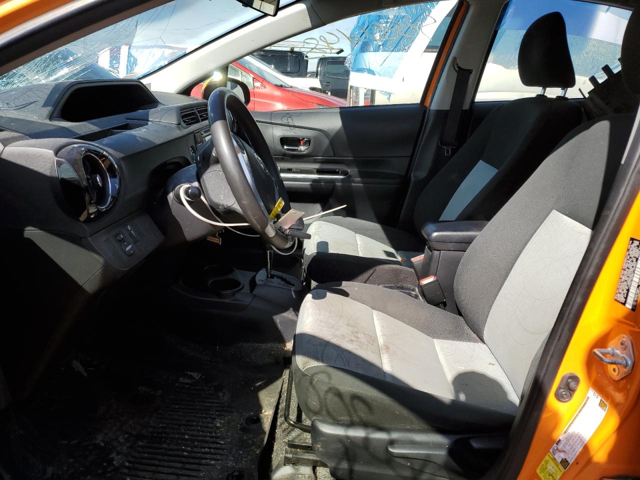 JTDKDTB34G1139459 2016 Toyota Prius C