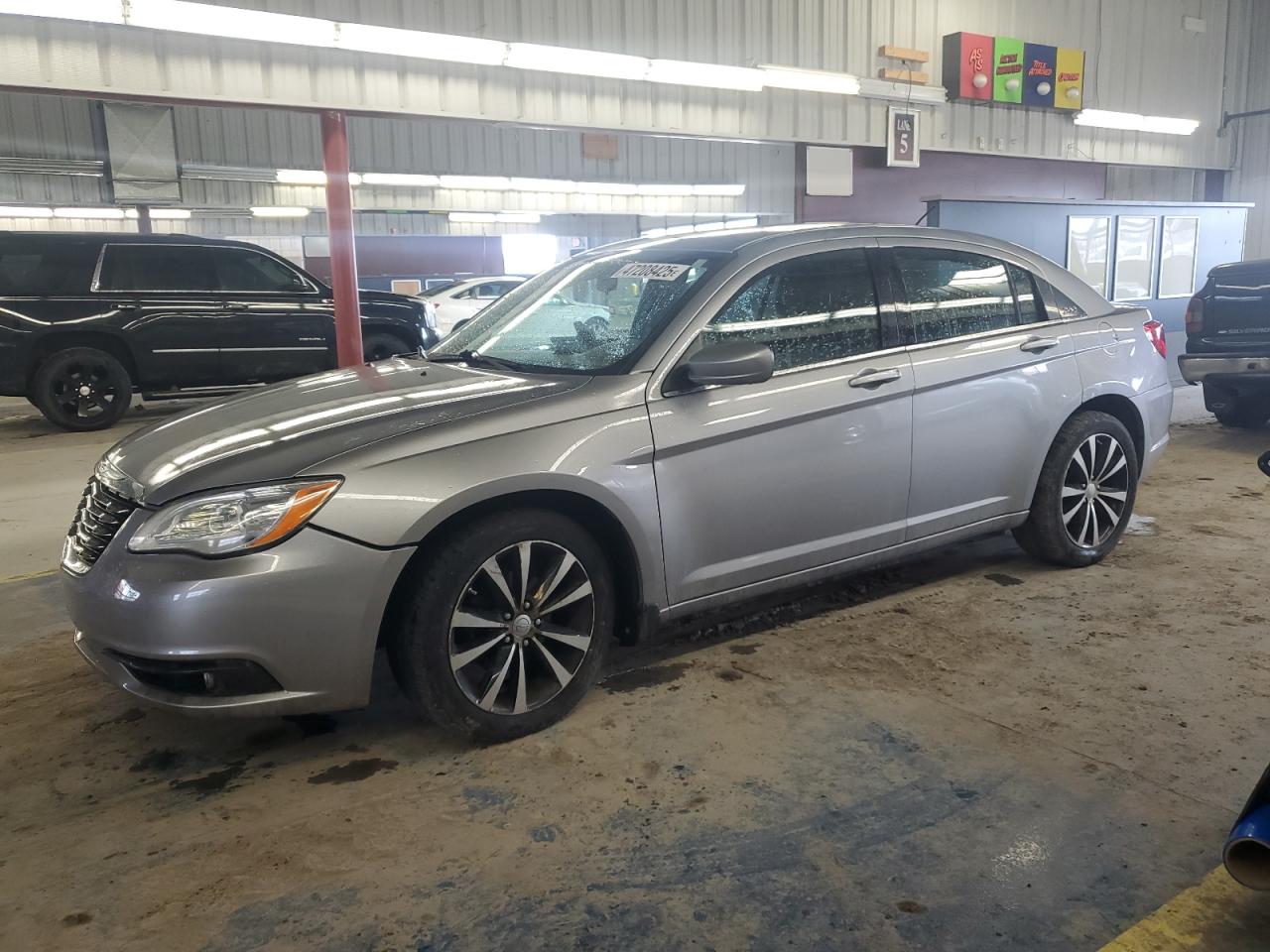 2013 Chrysler 200 - Image 1