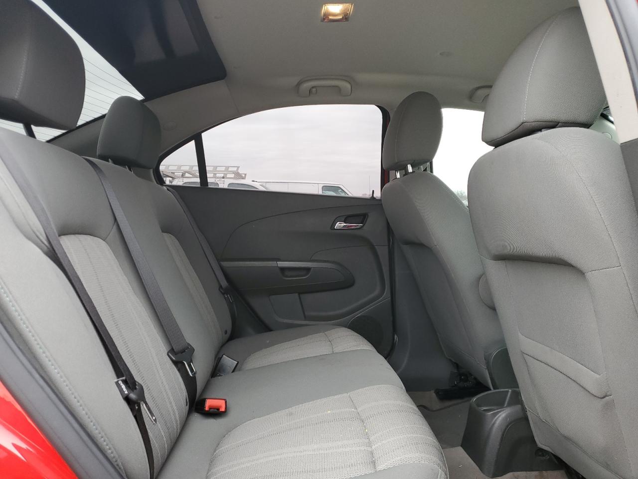 2013 Chevrolet Sonic - Image 10