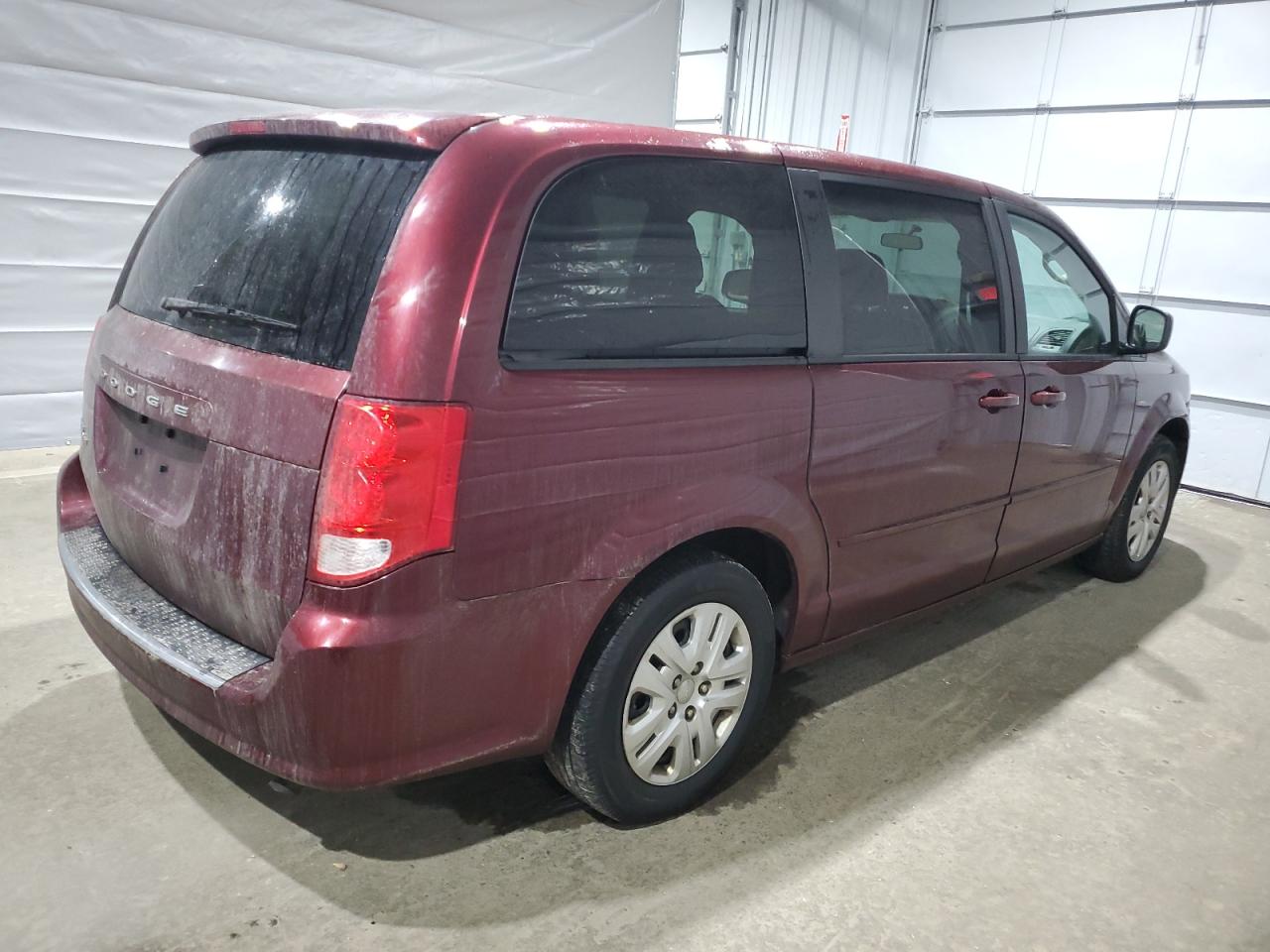 2017 Dodge Caravan - Image 3