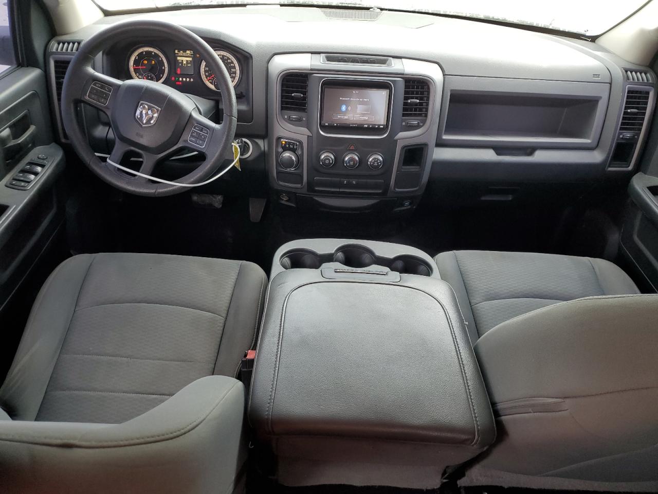 2016 RAM 1500 - Image 8