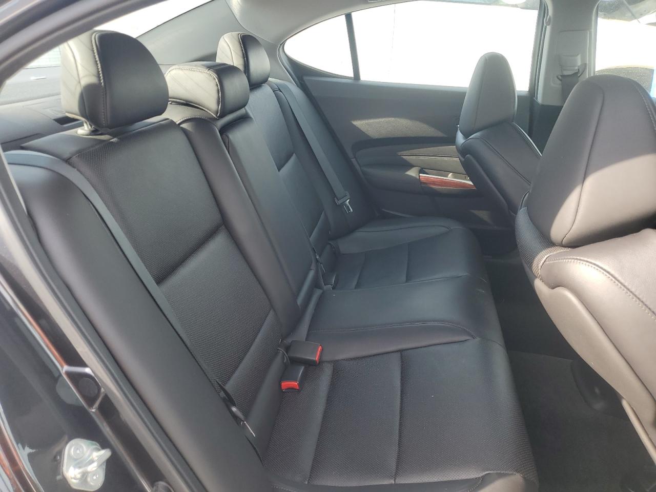 2015 Acura TLX - Image 10