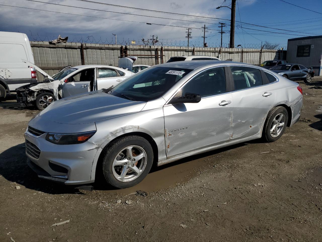 2017 Chevrolet Malibu Ls продається в Los Angeles, CA - Front End