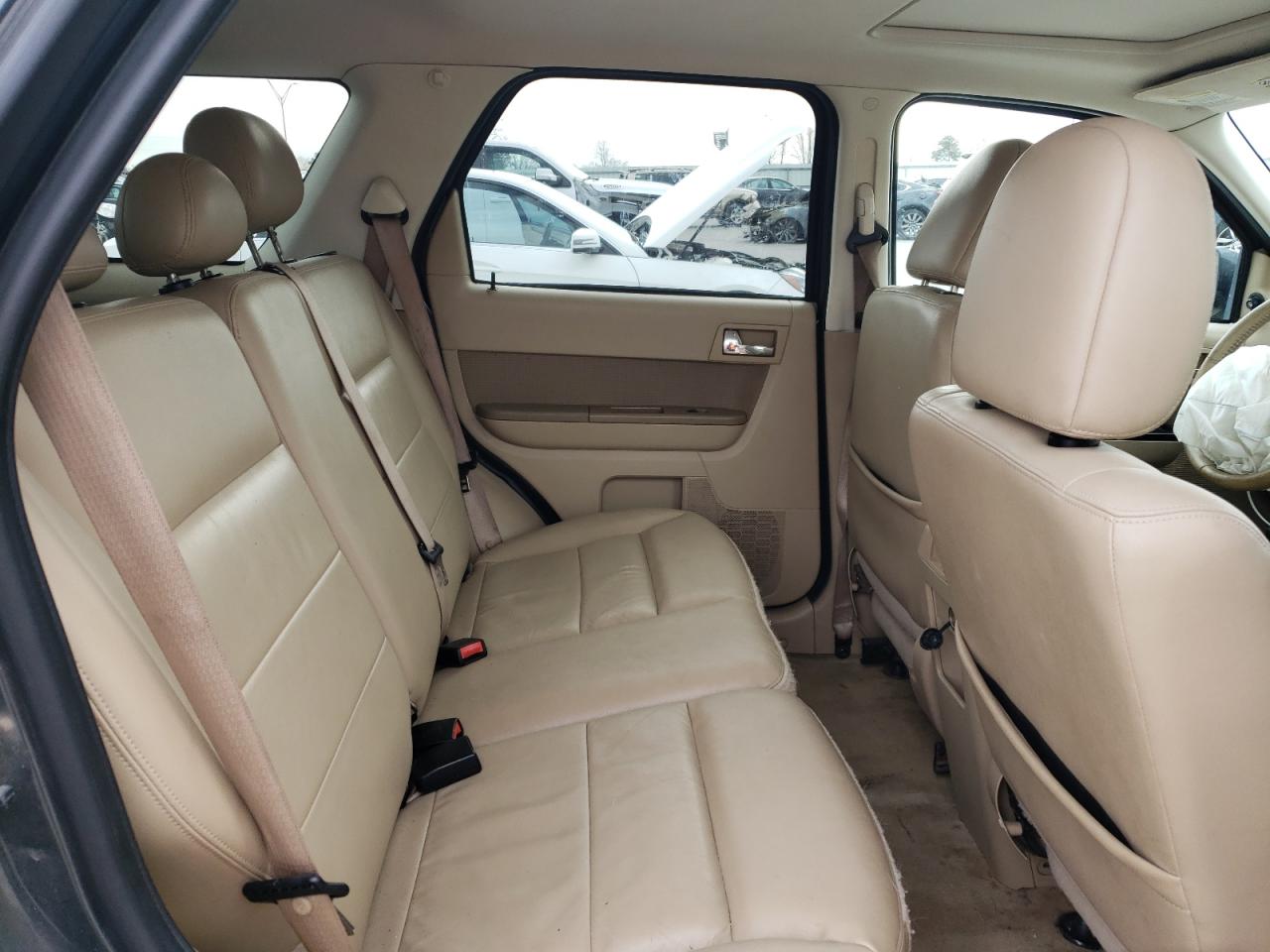 2009 Ford Escape - Image 11