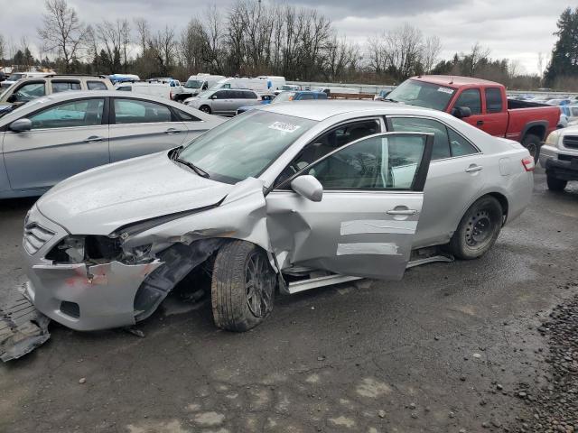 2010 Toyota Camry Base продається в Portland, OR - Front End