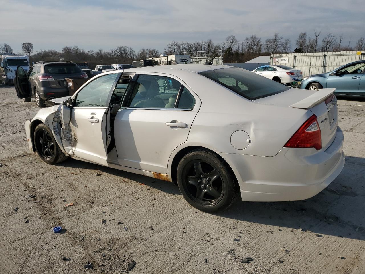 2012 Ford Fusion - Image 2