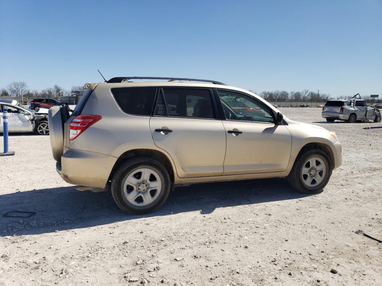 2010 Toyota RAV 4 - Image 3