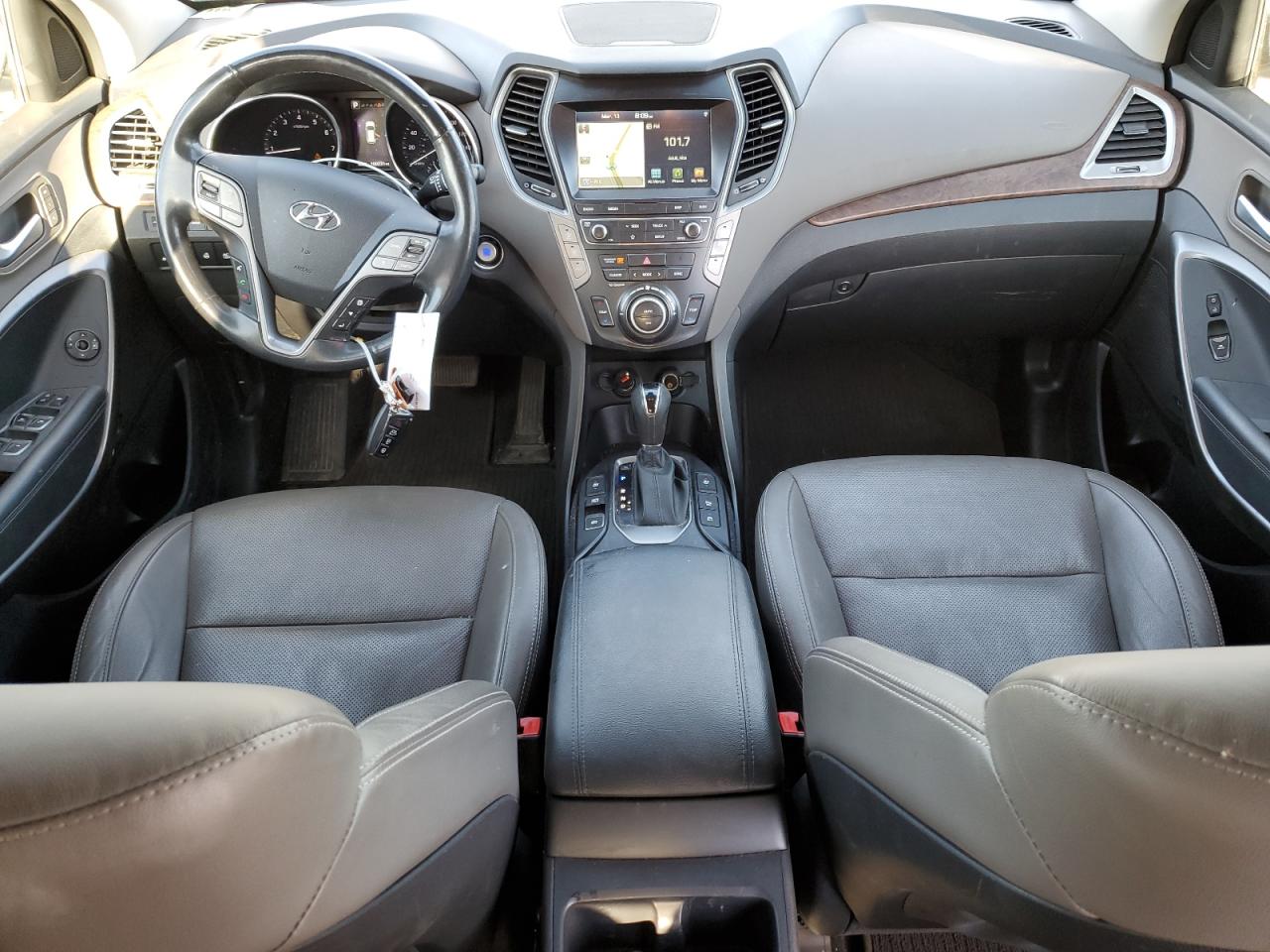 2019 Hyundai Santa Fe - Image 8