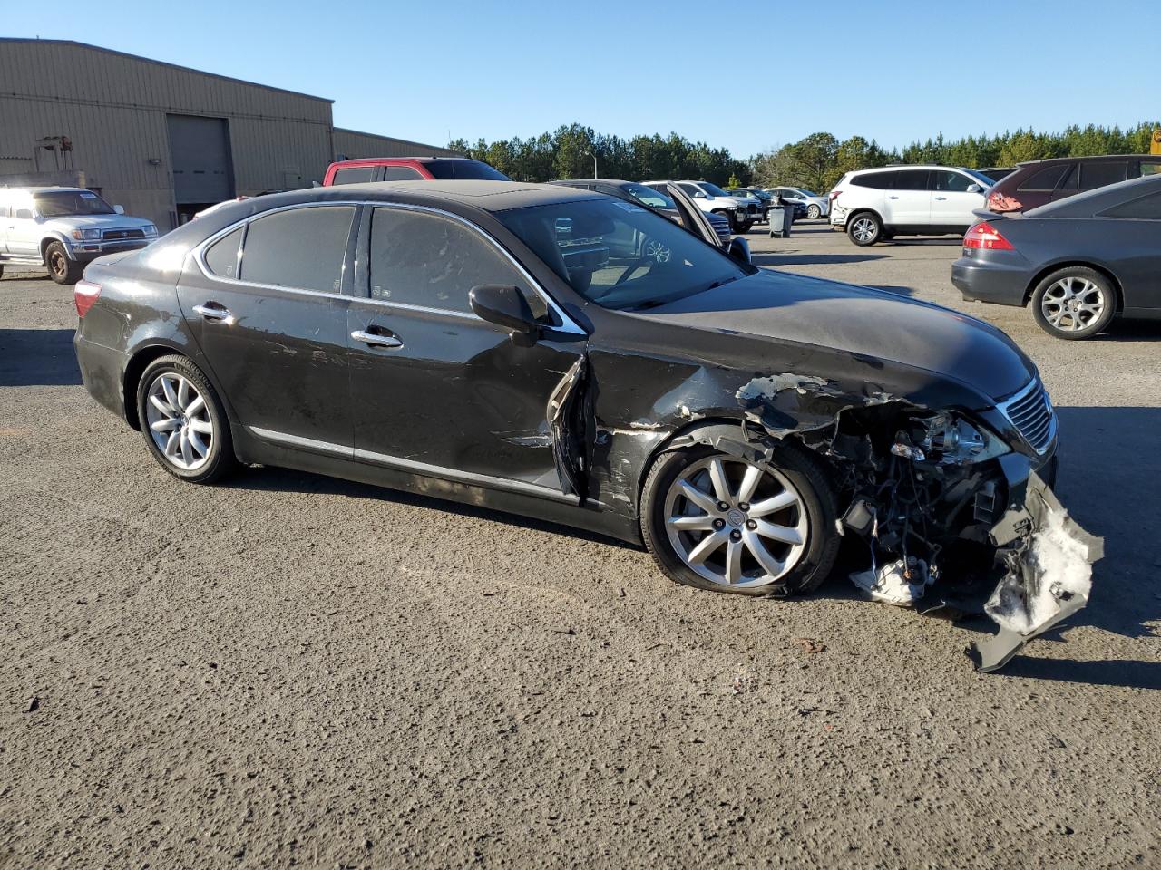 2009 Lexus LS - Image 4