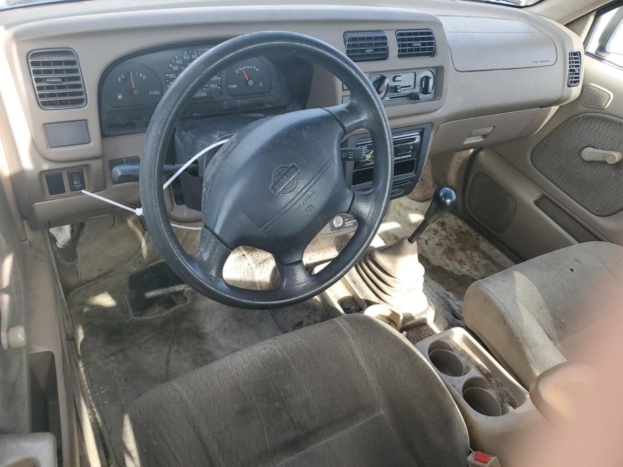 1998 Nissan Navara (Frontier) - Image 8