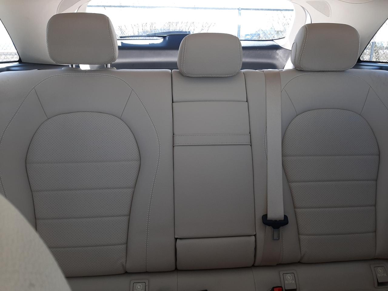2017 Mercedes-Benz GLC - Image 10