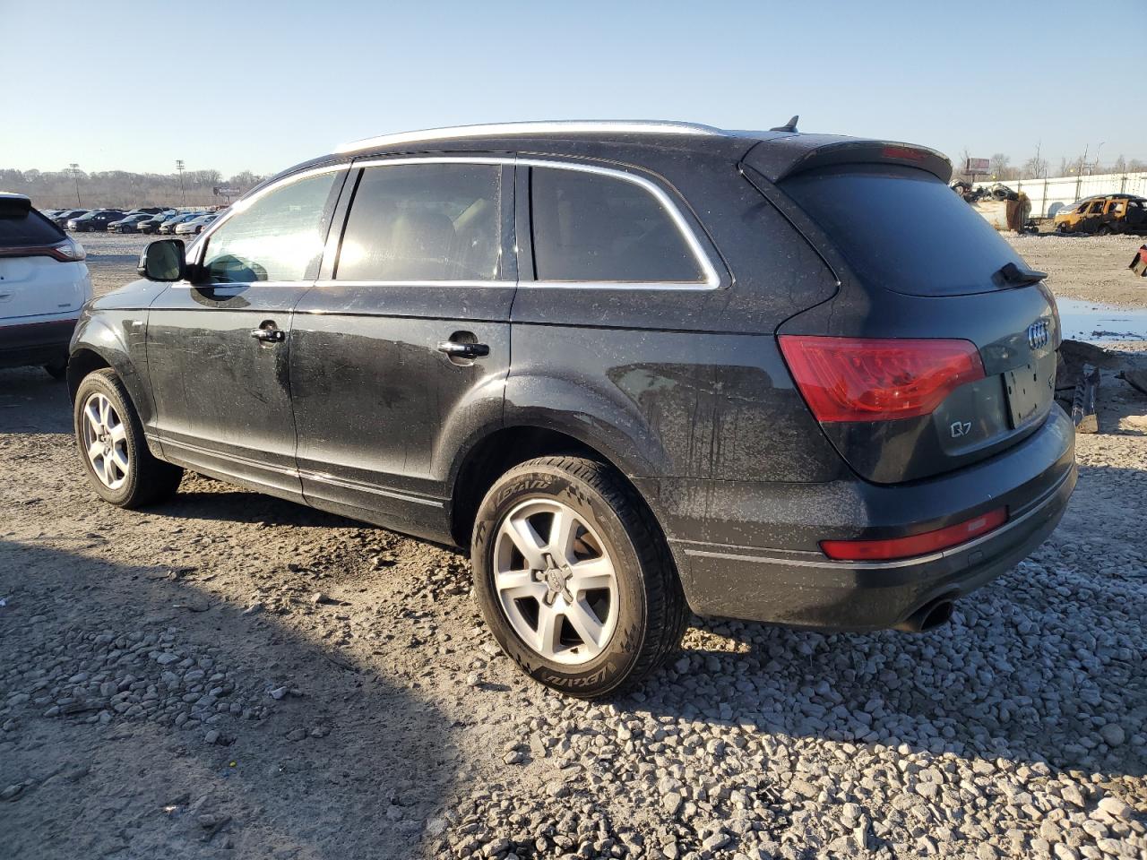 2015 Audi Q7 - Image 2