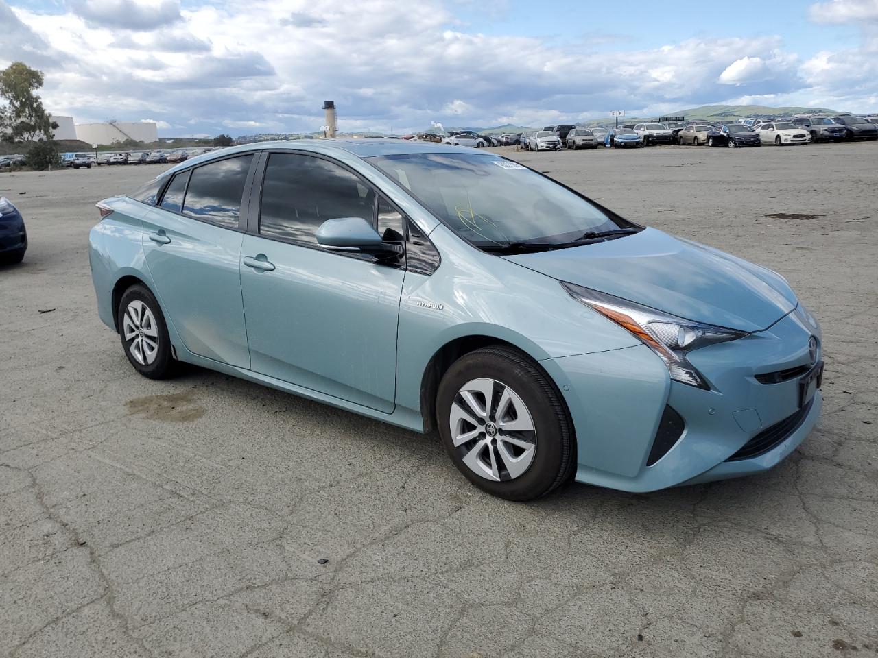 2018 Toyota Prius - Image 4